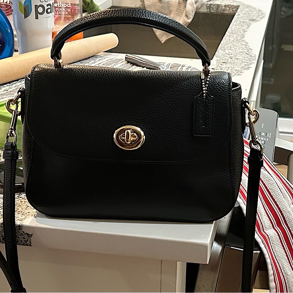 Coach vintage bag black, crossbody strap removable